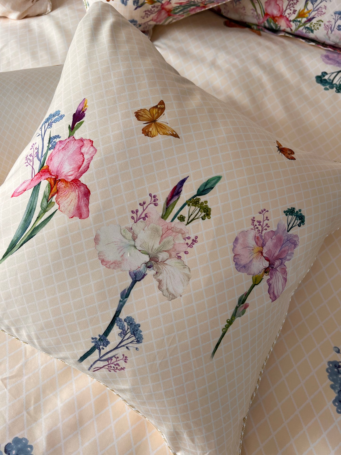 Set lenjerie de pat Fiore crema de la