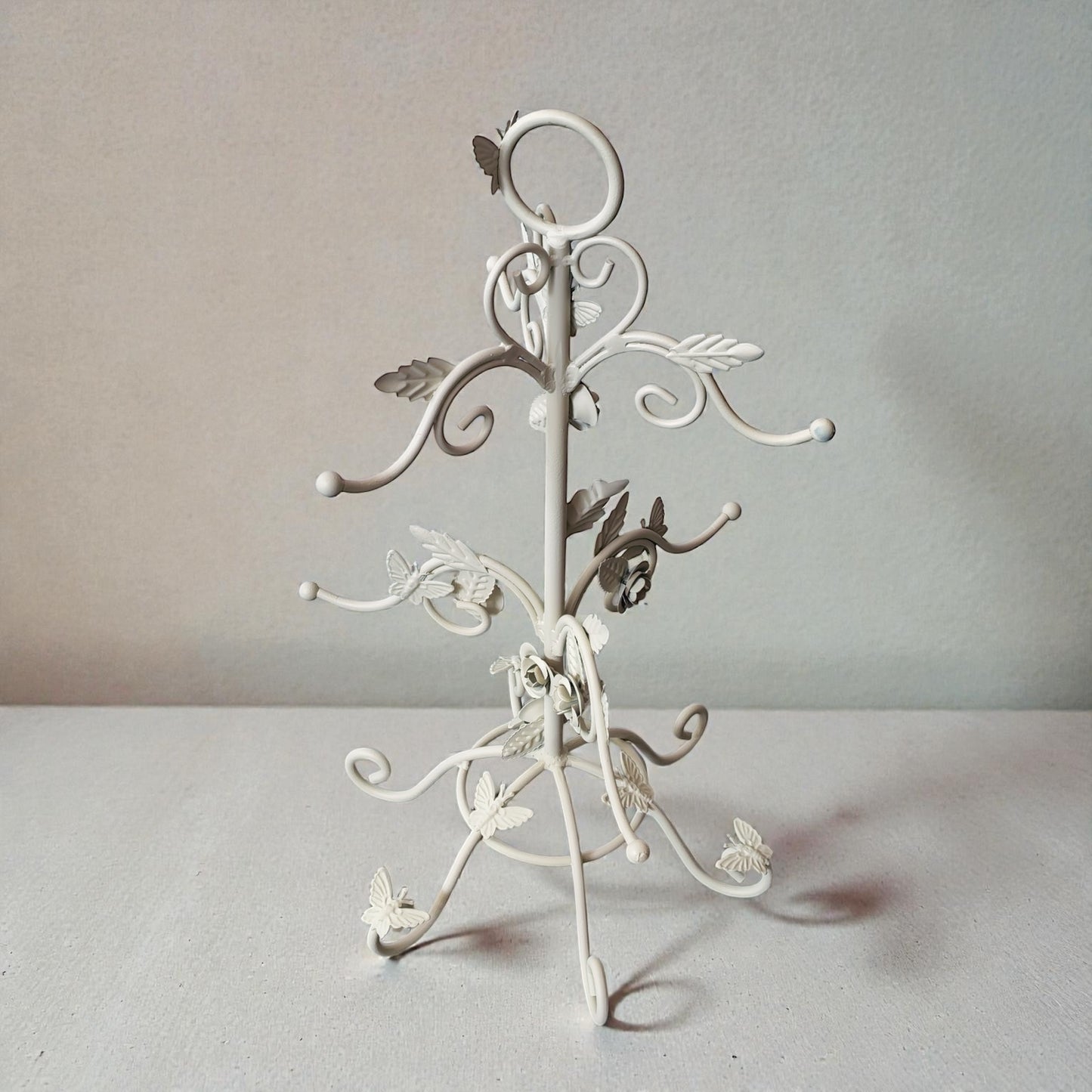 (PRE ORDER)DUE END OF JANUARY Butterfly mug stand off white