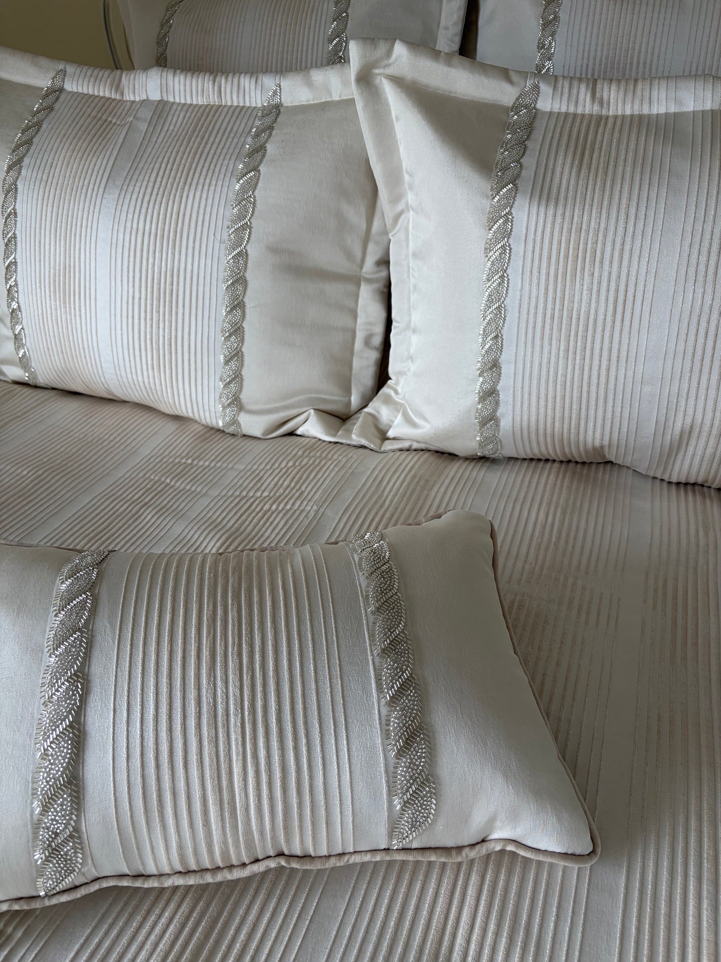 Monique cream luxury bedding Set