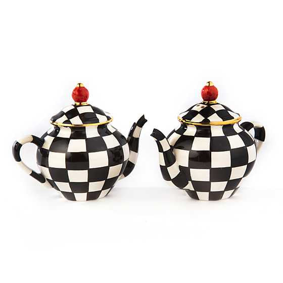 Courtly Teapot Salt & Pepper Set