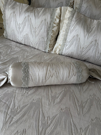 Elizabeth beige luxury bedding Set