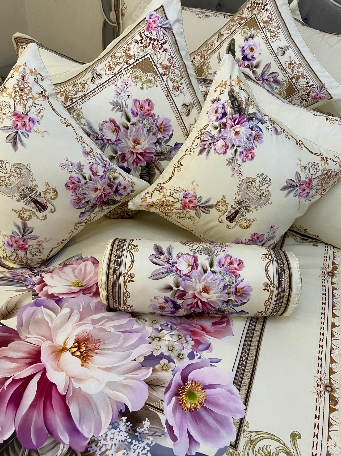 Empress bedding set