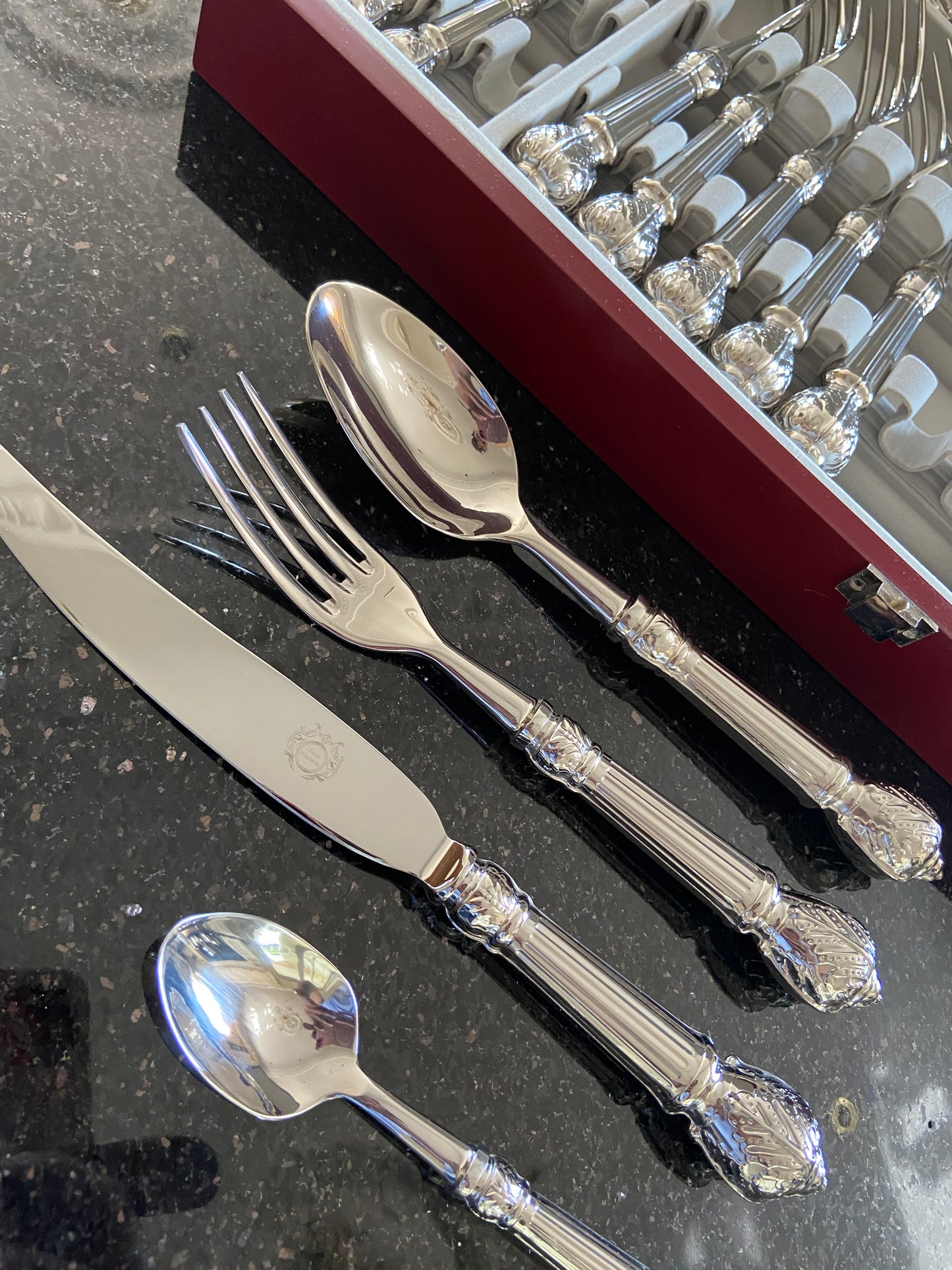 SET DE TACIMURI IN STIL ITALIAN INOX